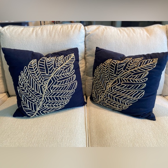 Amazing Navy Accent Pillows Gallery